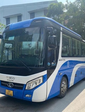 Thuê xe 29 chỗ đi biển Hải Tiến